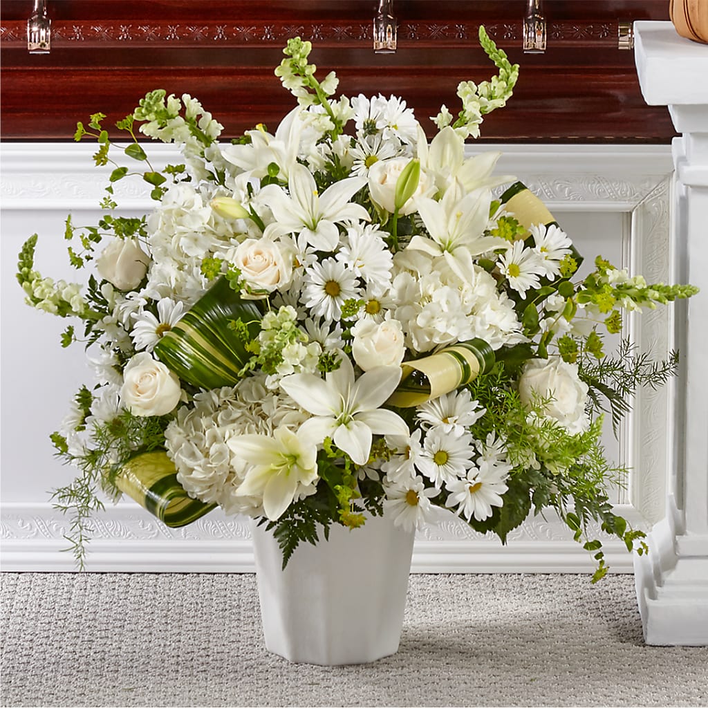 Thoughts of Tranquility Floor Basket – GAETA'S FLOWERS, Los Gatos CA