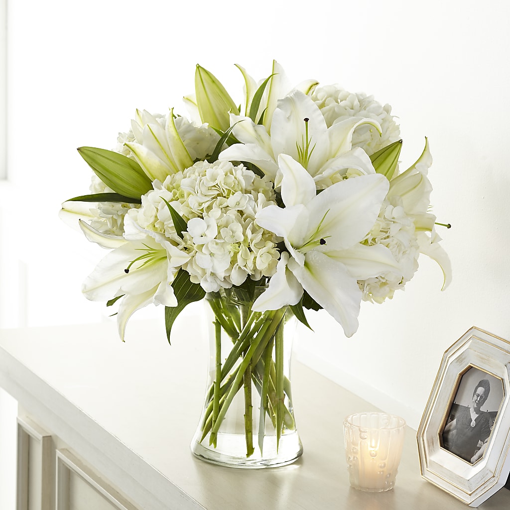 Compassionate Lily Bouquet – GAETA'S FLOWERS, Los Gatos CA