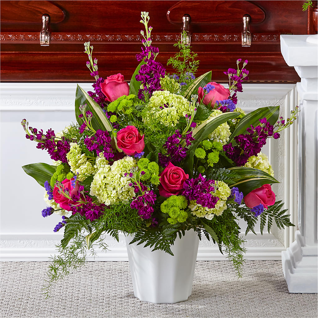 Beautiful Horizons Floor Basket – GAETA'S FLOWERS, Los Gatos CA